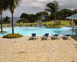 Hotel Caliente Caribe Pool 1